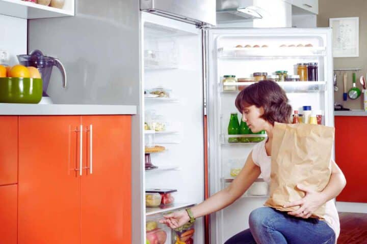 Con il trucco della moneta salvi il tuo frigorifero