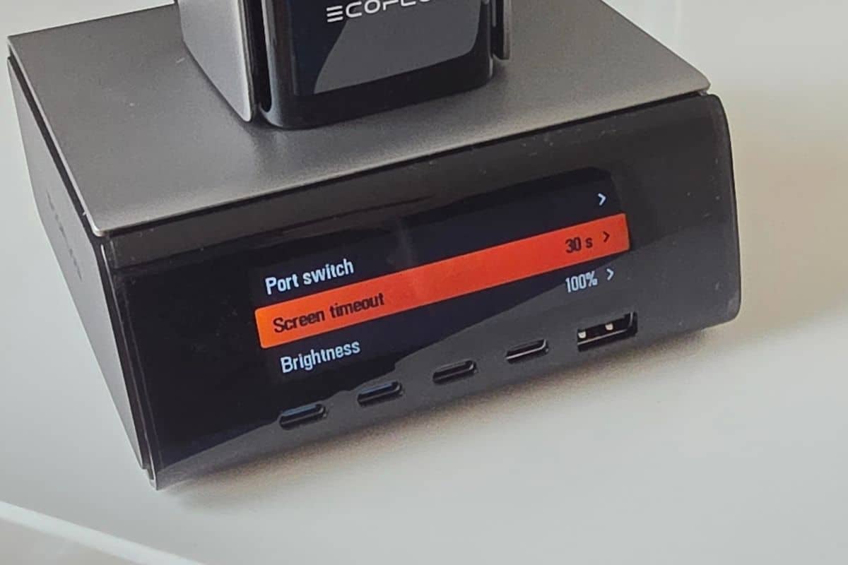 Il desktop charger di Ecoflow Rapid Pro