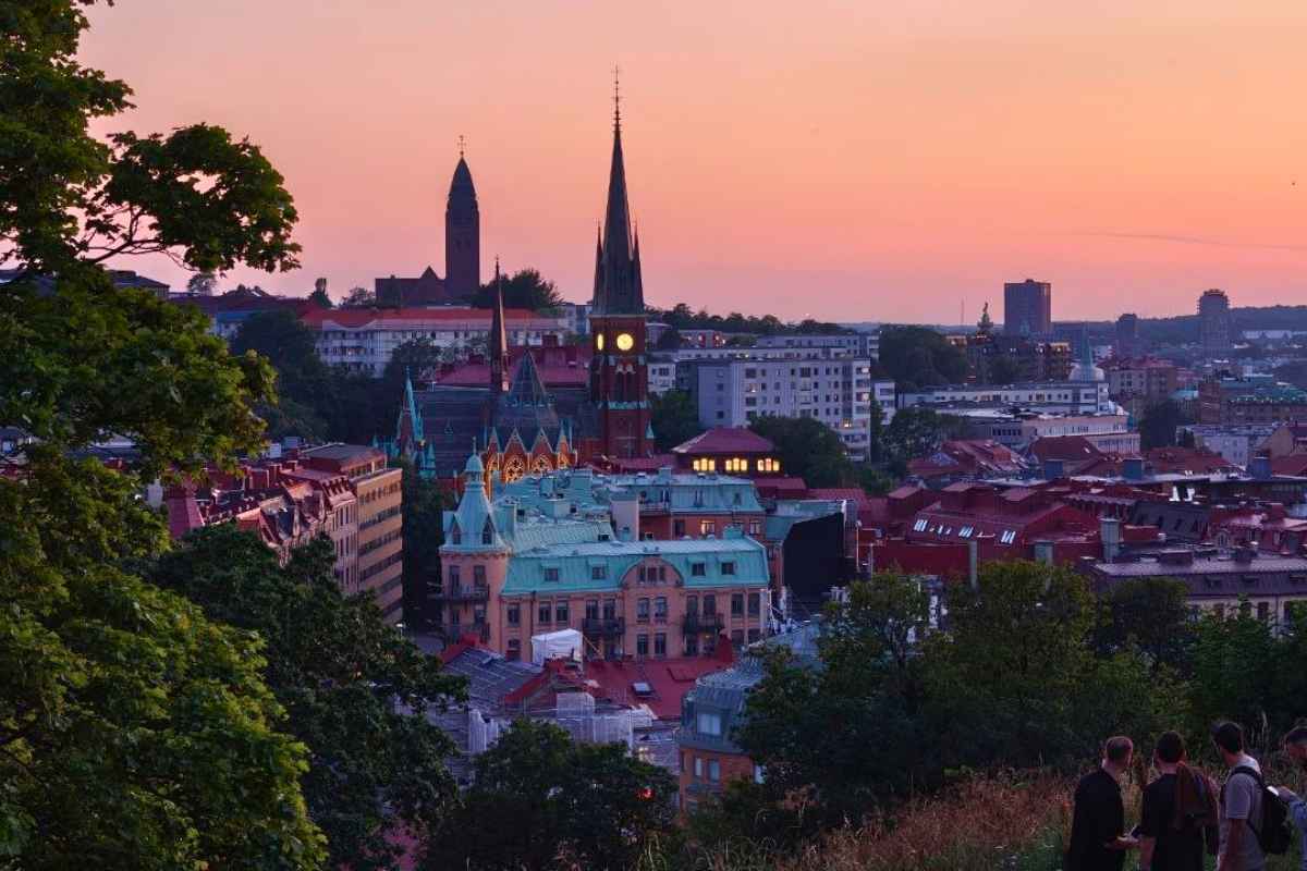 Foto da Oppo Find X8 Ultra: tramonto a Goteborg, Svezia