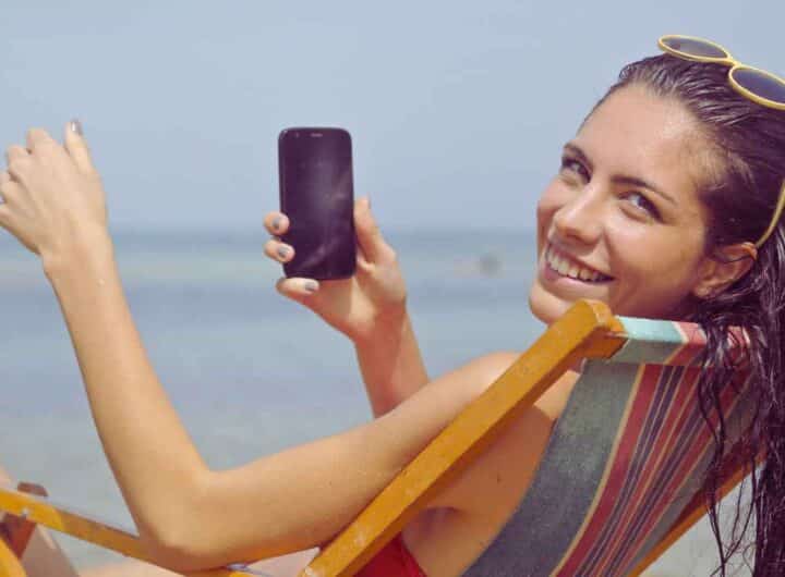 Caldo, attenzione allo smartphone