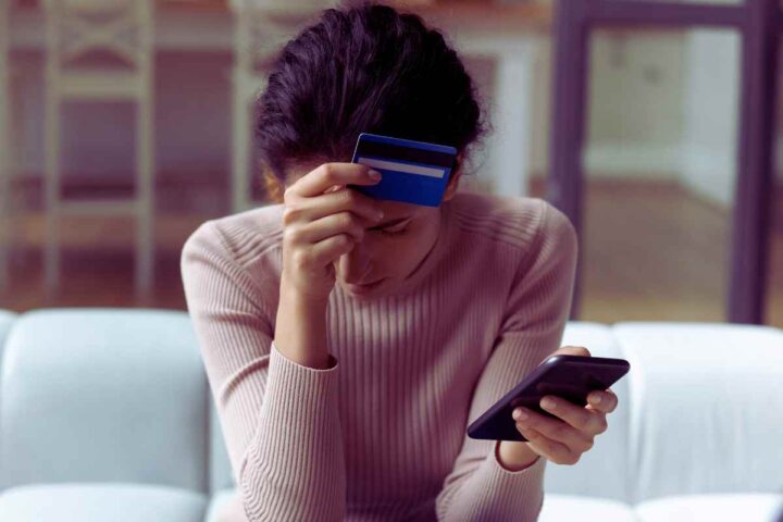 Ancora truffe tramite SMS: interviene anche la Polizia Postale