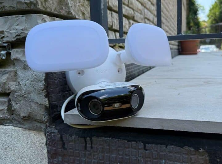 reolink floodlight cam wifi