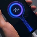 Come fa un caricabatterie rapido a sapere quanta energia dare al tuo smartphone?
