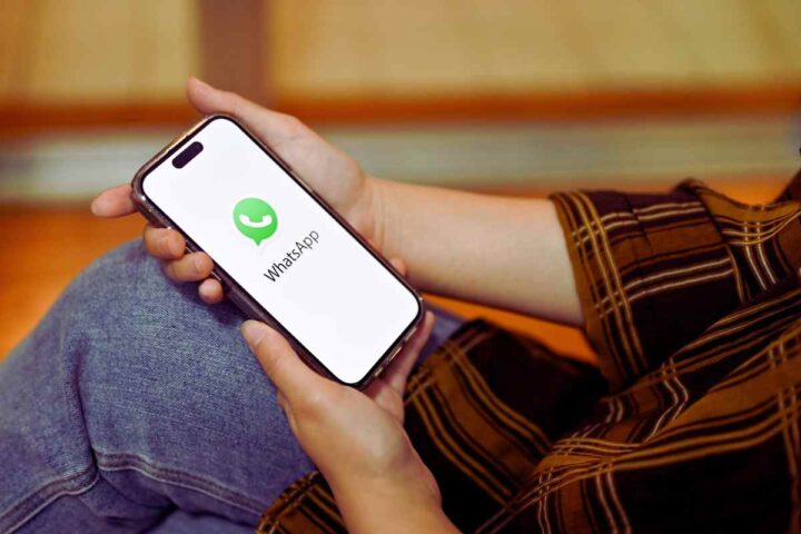 Whatsapp, prima di cliccare fai attenzione: svelato a cosa serve