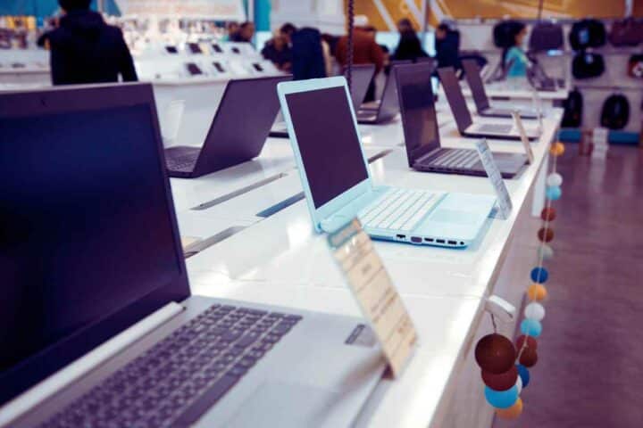 Fino a 2000 euro per un nuovo PC, il bonus 2026: serve solo l'ISEE aggiornato