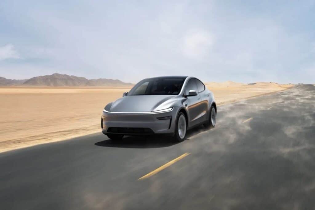 Le 5 auto più vicine alla guida autonoma che puoi comprare oggi