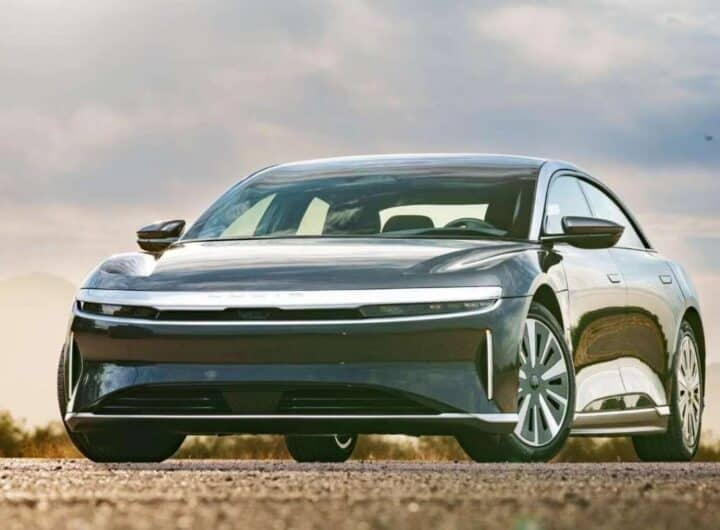 Velocità e auto elettriche: quanto cala davvero l'autonomia in autostrada?