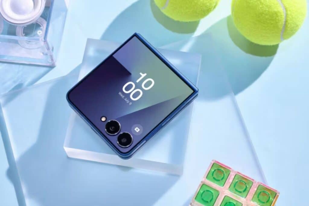 Samsung Galaxy Z Flip 7 teardown completo
