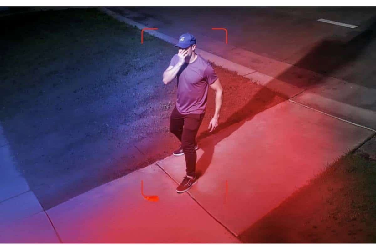 Eufy SoloCam E42 zoom