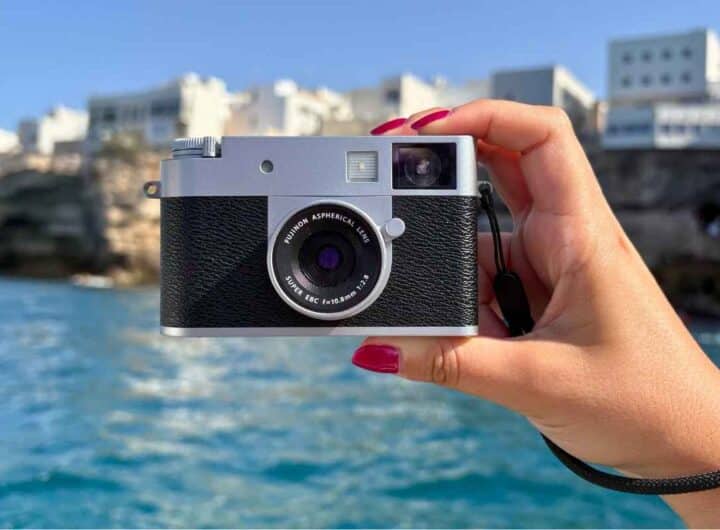 Com'è fatta Fujifilm X half