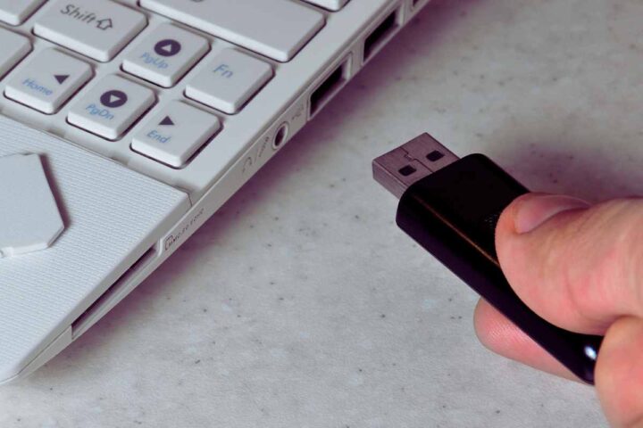 Altro che USB e hard disk, arriva il vetro indistruttibile