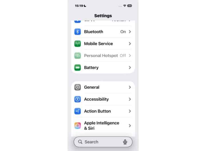 iOS 26 e la barra di ricerca in basso: si può tornare indietro?
