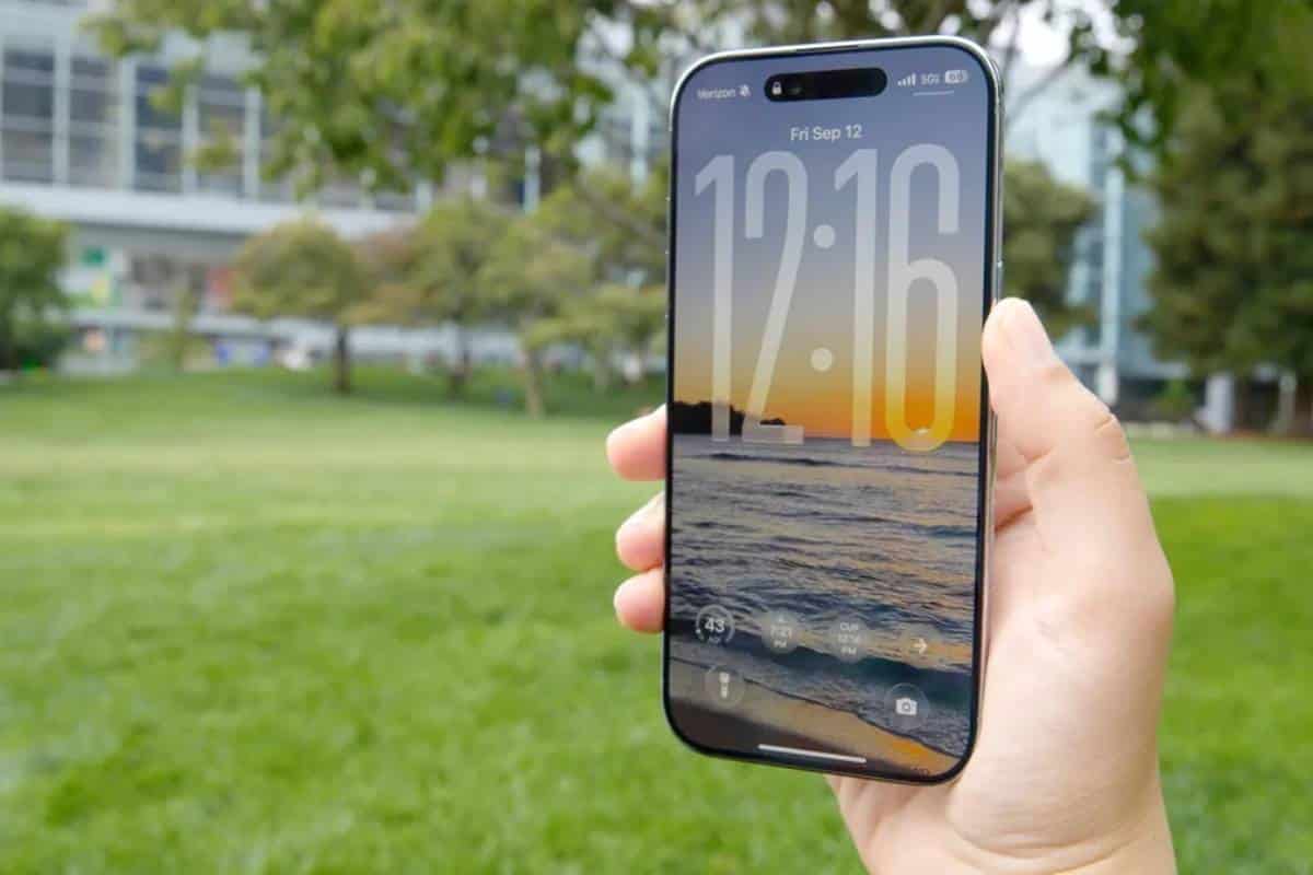 Non ti piace iOS 26? Tornare indietro è possibile, ma è complicato e rischioso