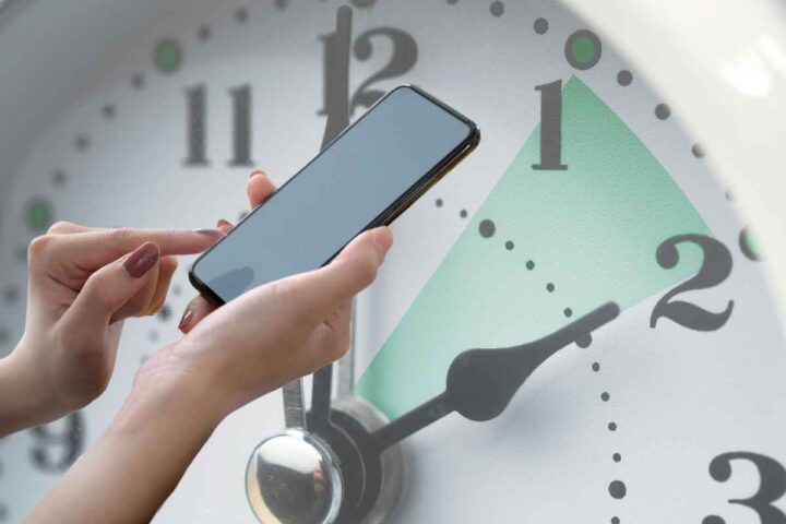 occhio allo smartphone o sbagli orario