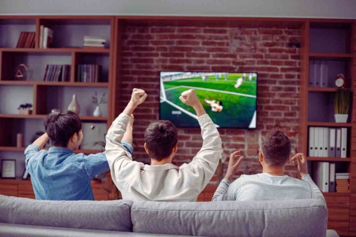 Partite di calcio online, scatta lo stop immediato