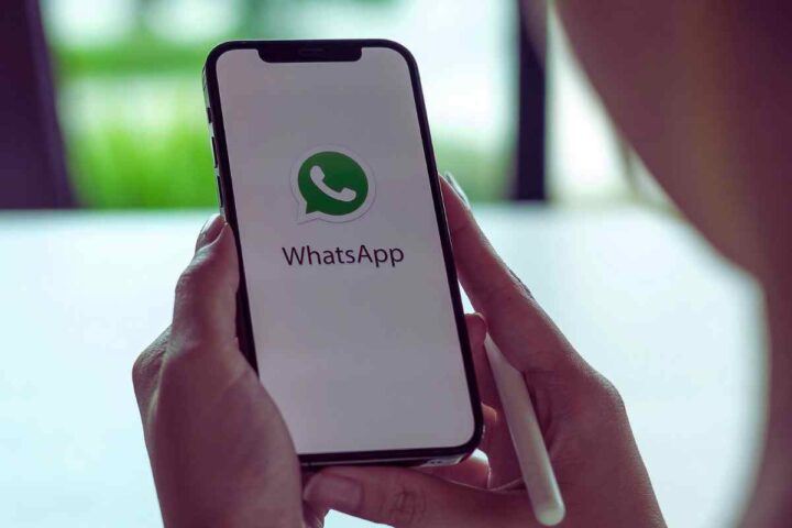 Trucco WhatsApp per condividere posizione in tempo reale
