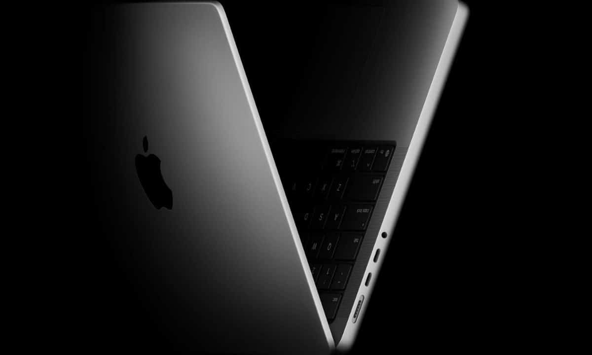 Apple lancia il nuovo MacBook Pro 14" con il chip M5: l'intelligenza artificiale è la vera protagonista