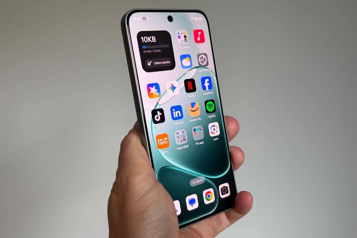 OPPO A6 Pro