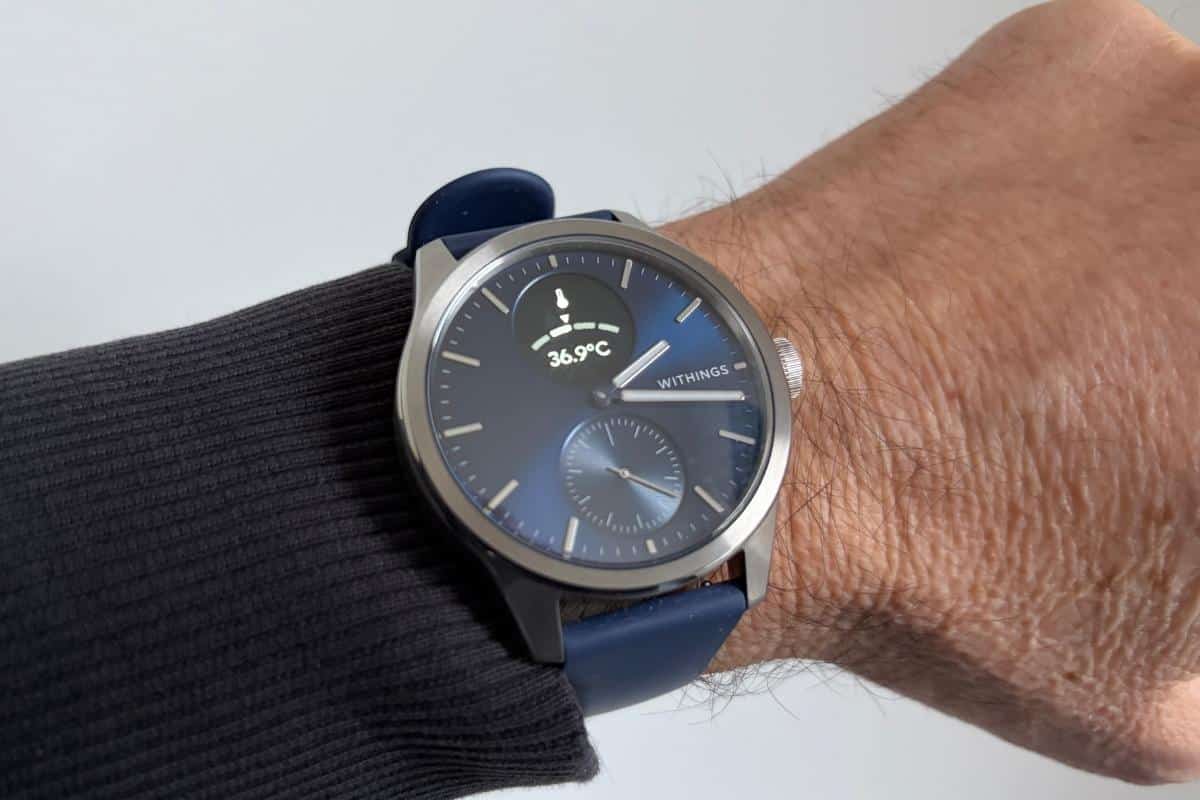 Display di Withings ScanWatch 2 con la temperatura cutanea