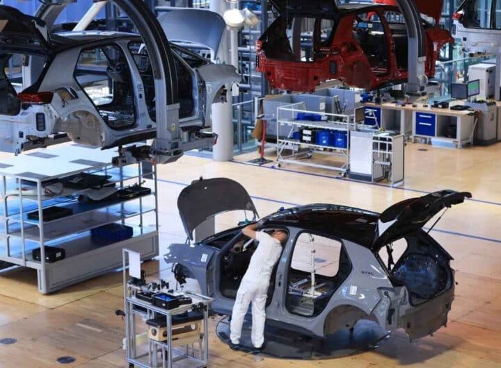 Crisi dei chip 2.0: lo scontro tra Cina e Olanda minaccia l'industria automobilistica