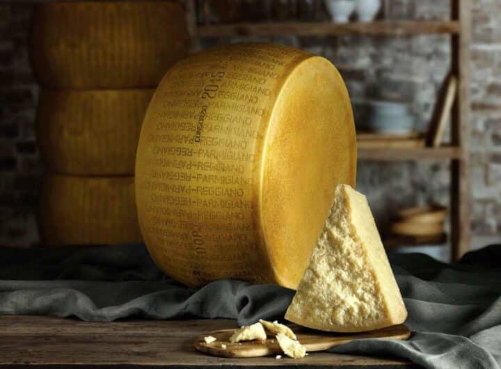 Microchip commestibili nel Parmigiano Reggiano: ecco perché è una rivoluzione tecnologica