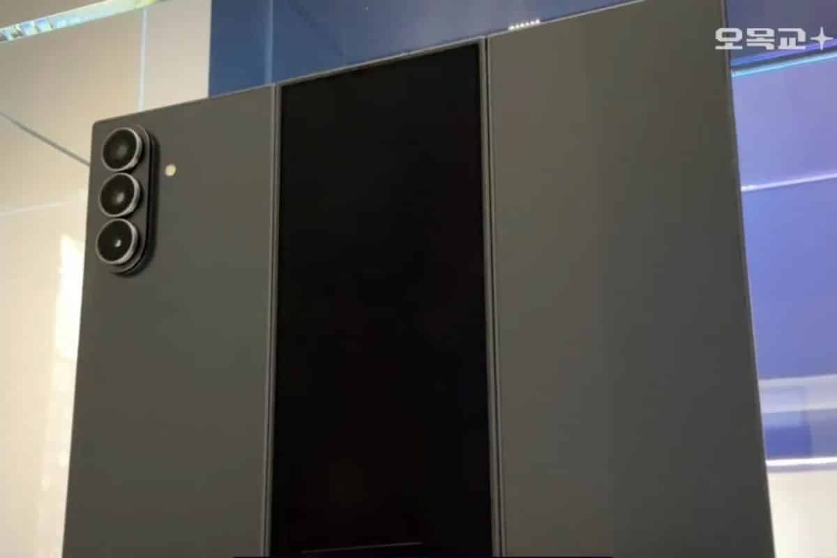 Samsung Galaxy Z Trifold