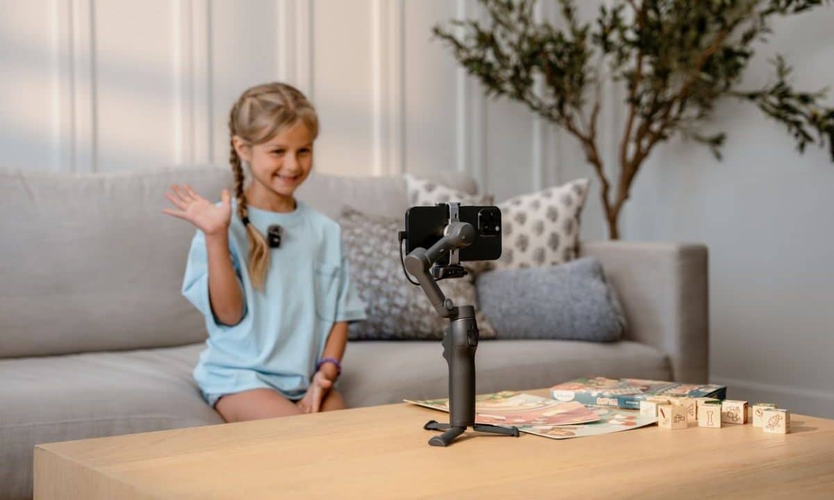 DJI Osmo Mobile 8