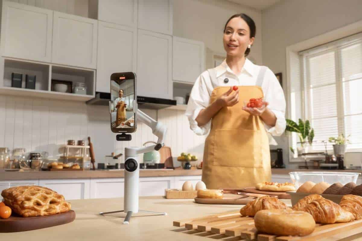 DJI Osmo Mobile 8 vs Insta360 Flow 2 Pro: la sfida per il miglior gimbal per smartphone