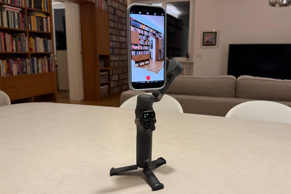 DJI Osmo Mobile 8