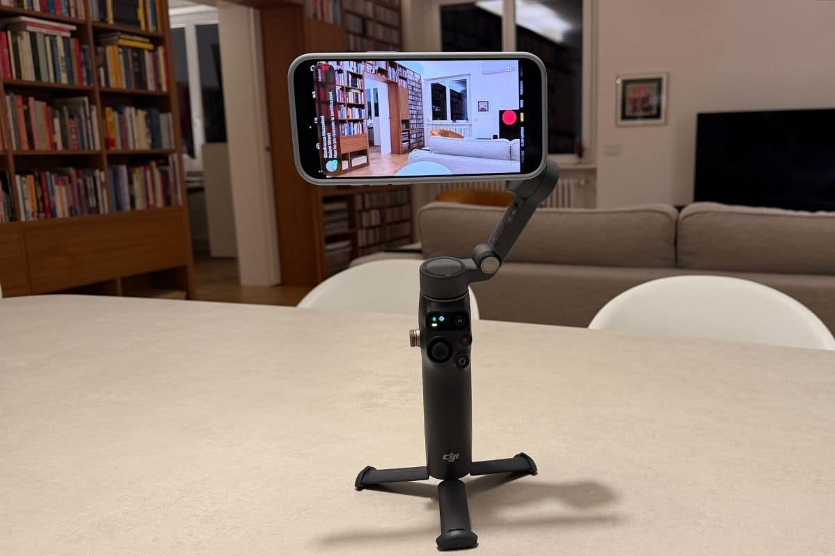DJI Osmo Mobile 8