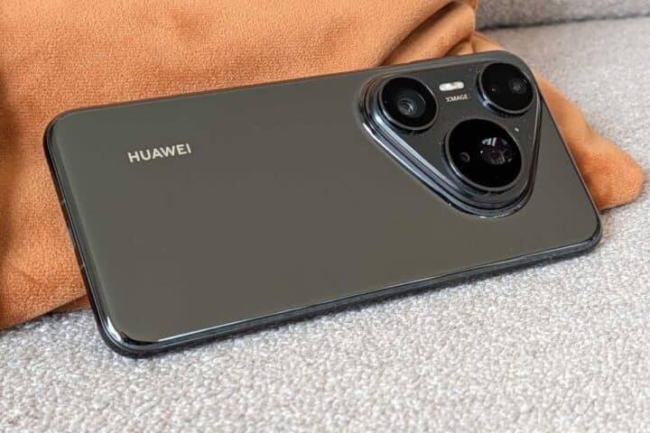 Huawei Pura 80 Pro visto da dietro