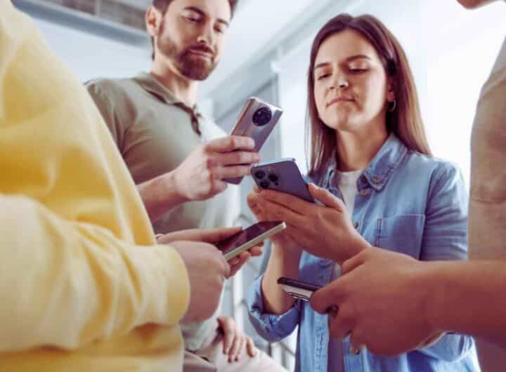 Dati, ora passano agli altri utenti: basta avvicinarsi