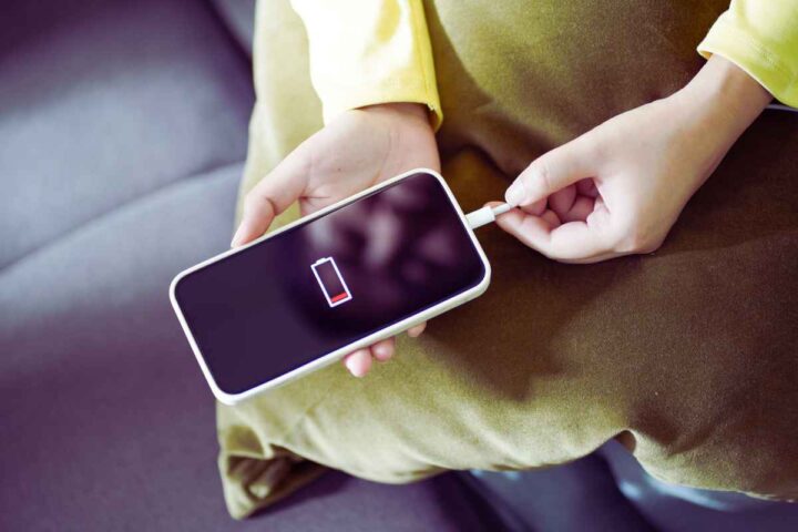 Batteria dello smartphone: come evitare che si scarichi di continuo