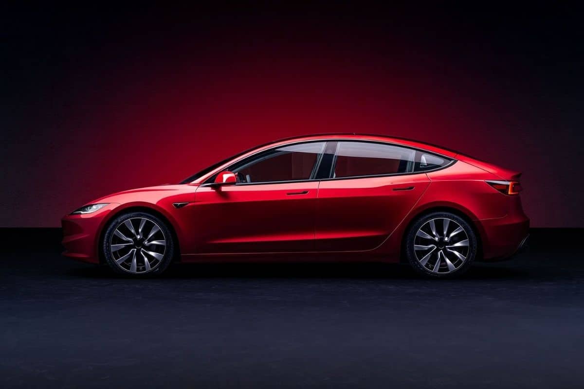 Perché non vedrai mai uno spot di Tesla in televisione