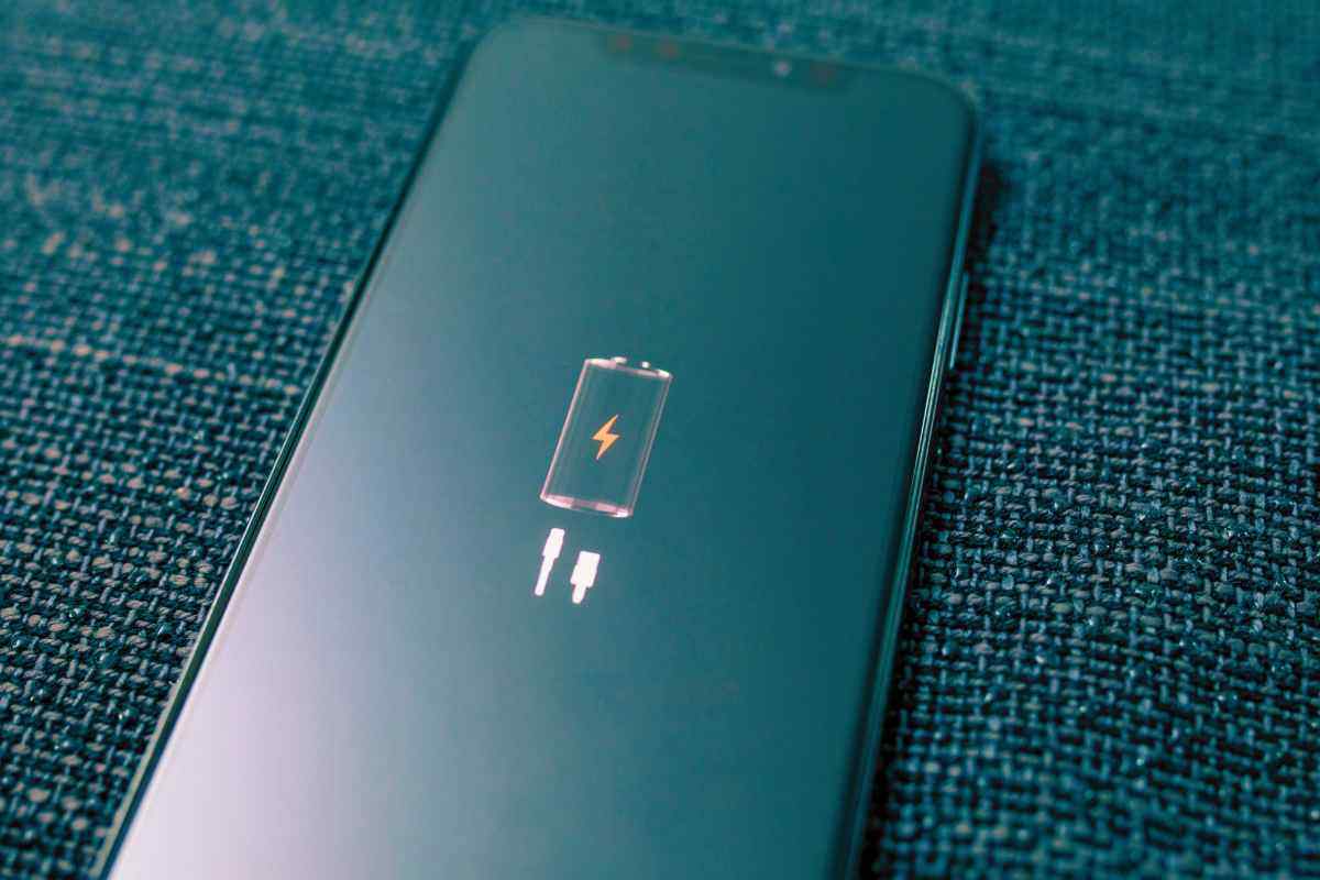 Batteria dello smartphone: come evitare che si scarichi di continuo