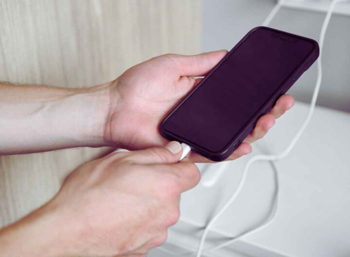 Rimuovi correttamente il telefono dal caricabatterie?