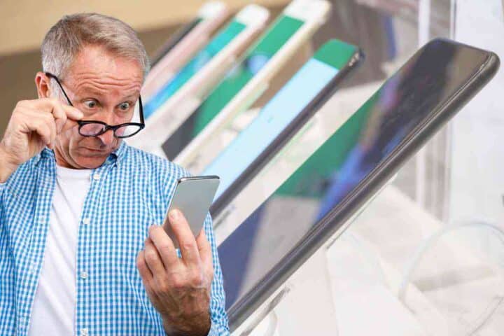 Follia WindTre, con 13 euro ti fanno scegliere anche il telefono