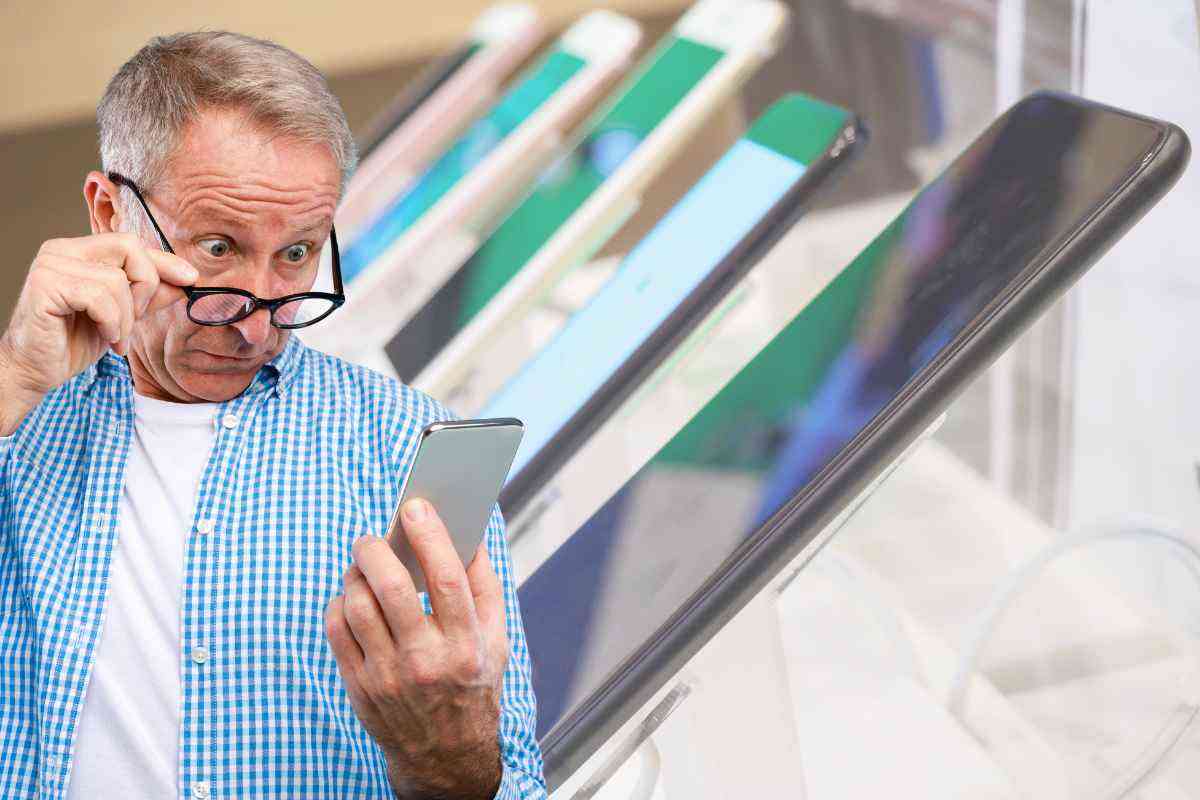 Follia WindTre, con 13 euro ti fanno scegliere anche il telefono