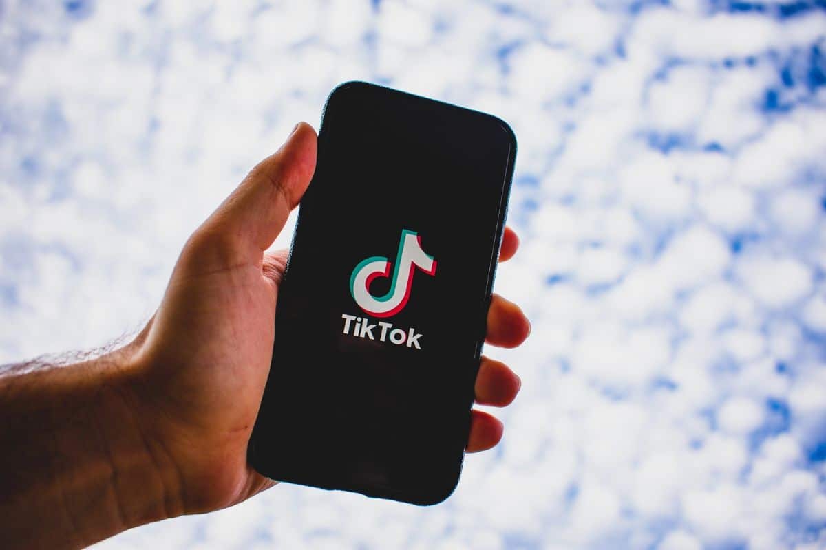 TikTok USA cede il controllo