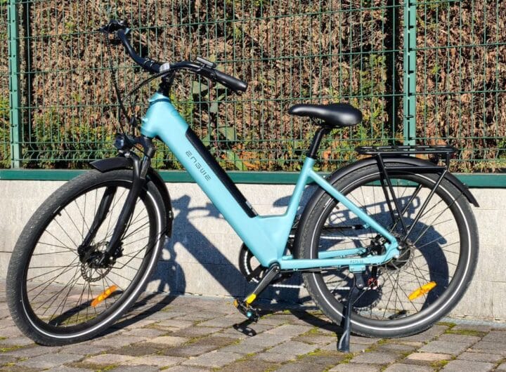 Bici elettrica commuting P275 SE