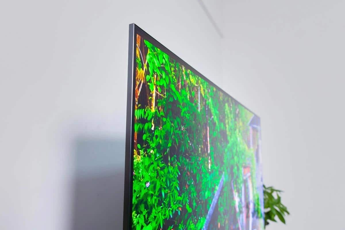 Recensione Samsung S95F: Il nuovo re dei QD-OLED che sfida la luce (e vince)