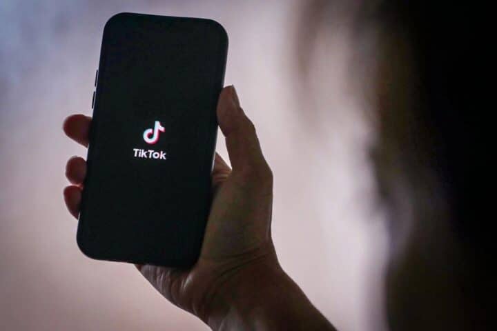 TikTok supera Instagram e YouTube