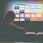 Smart tv te la porti a casa a 100 euro