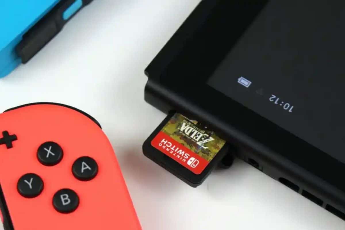 Perché Nintendo Switch usa ancora le cartucce (e perché PS5 e Xbox Series X usano i dischi)