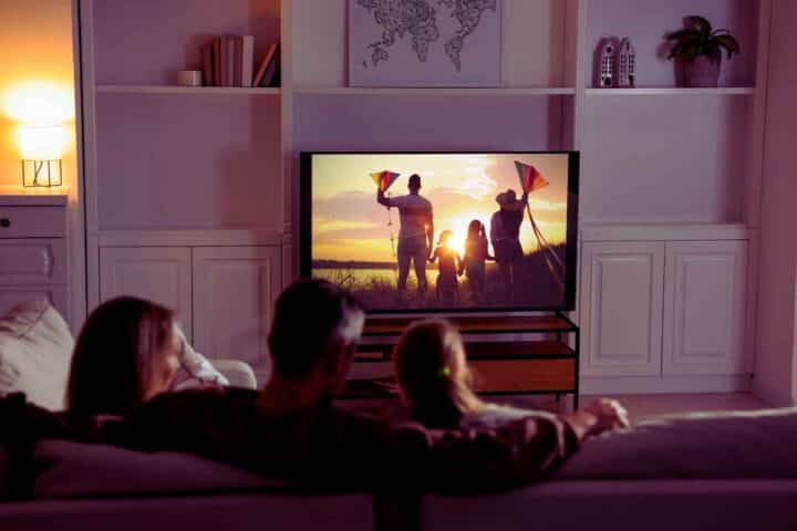 se sono spariti niente panico: li inserisci di nuovo così