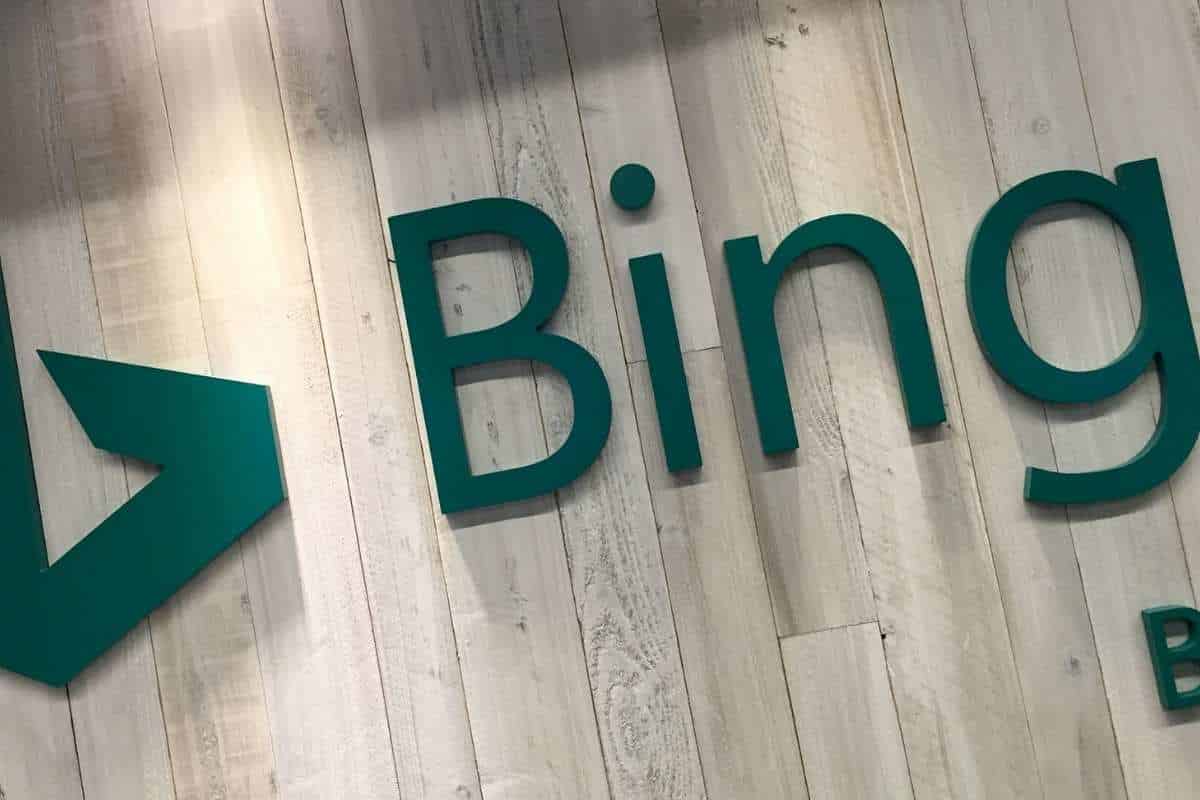 Dagli albori di Windows all'IA: i 12 momenti che hanno plasmato la storia di Microsoft