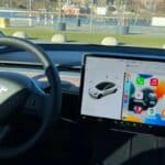 Tesla cede alla pressione? Le indiscrezioni su Apple CarPlay e la reazione (scontata) degli automobilisti