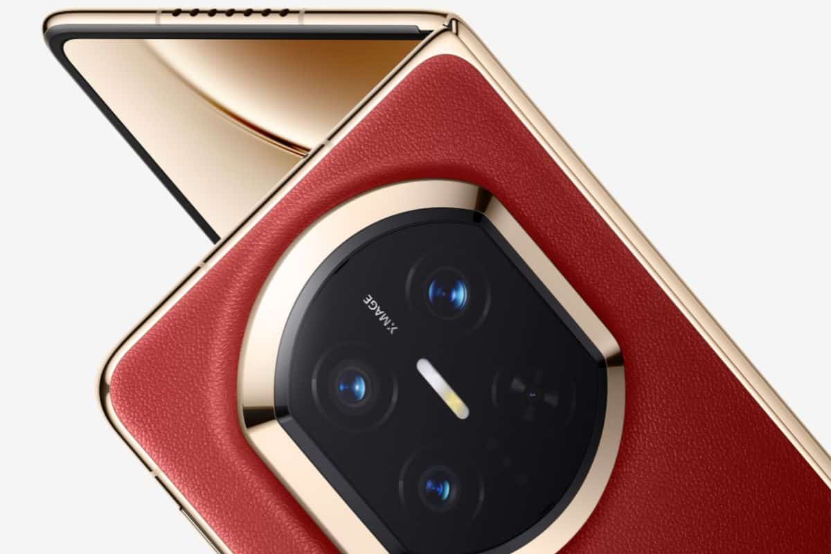 Huawei lancia il nuovo pieghevole Mate X7