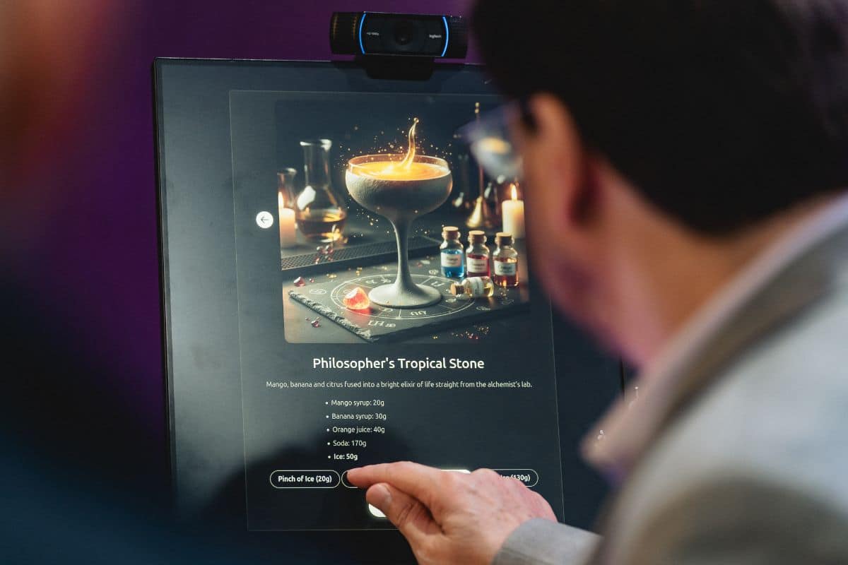 Il bartender AI che ricorda i tuoi cocktail preferiti