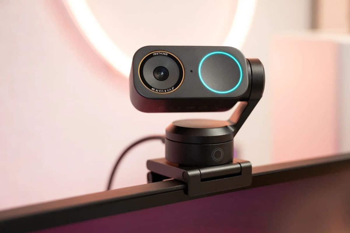 Recensione Insta360 Link 2 Pro e Link 2C Pro: Le webcam definitive per sembrare dei professionisti